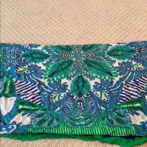 Stella & Dot Union Street Scarf on Green